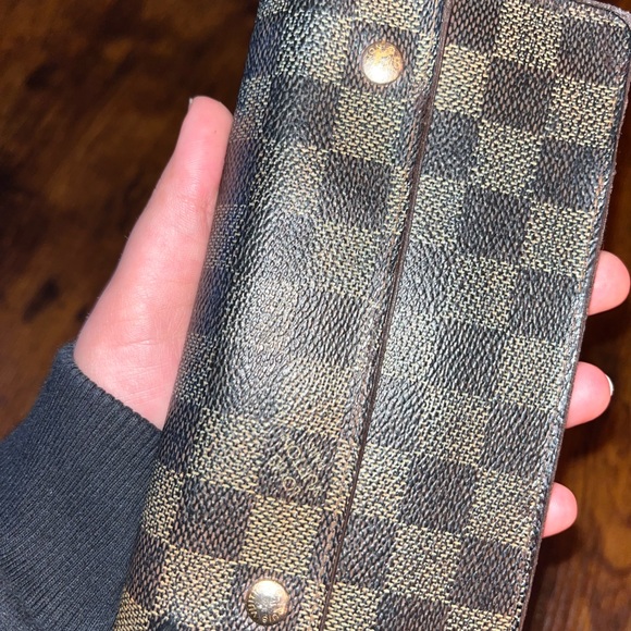 Louis Vuitton Damier wallet - Picture 6 of 11